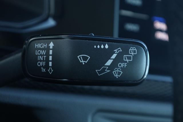 VOLKSWAGEN Polo 1.0 TSI DSG Life