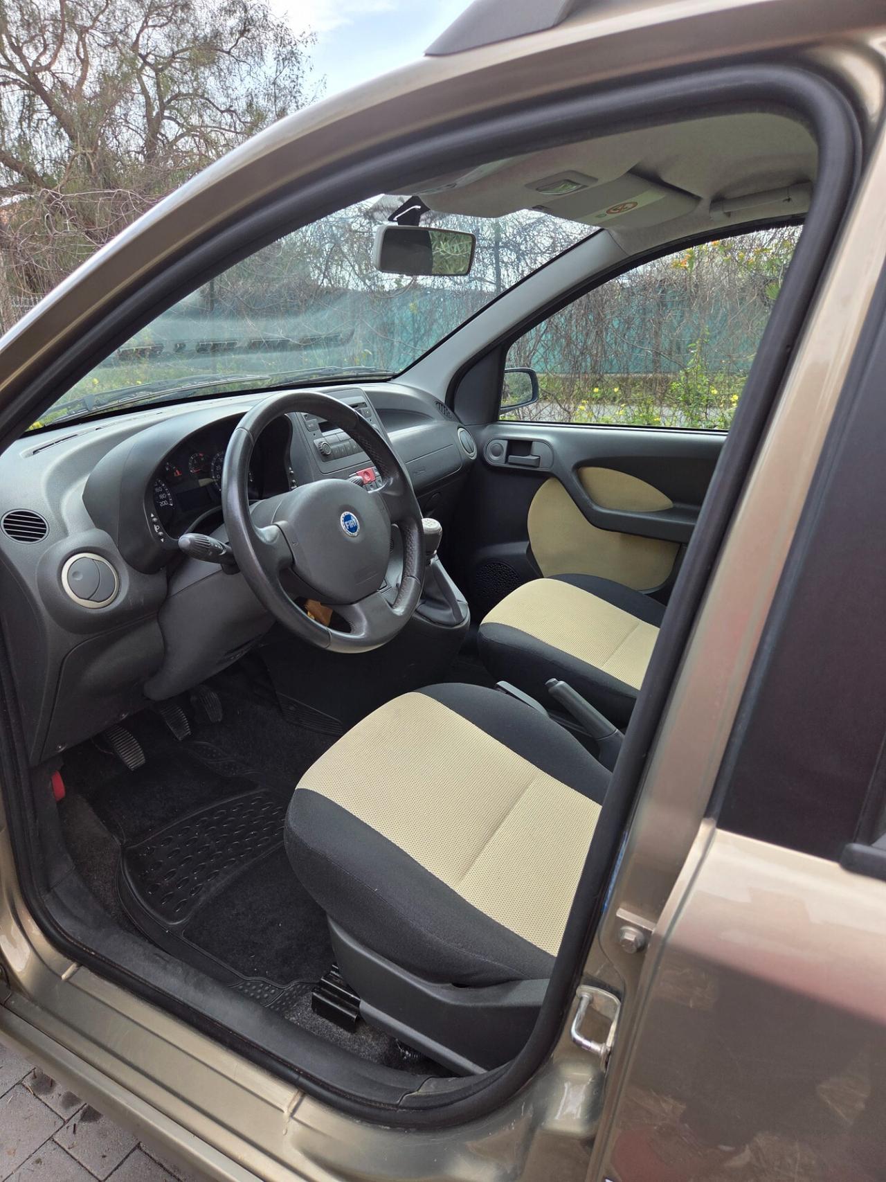 Fiat Panda 1.3 MJT 16V 4x4 Cross