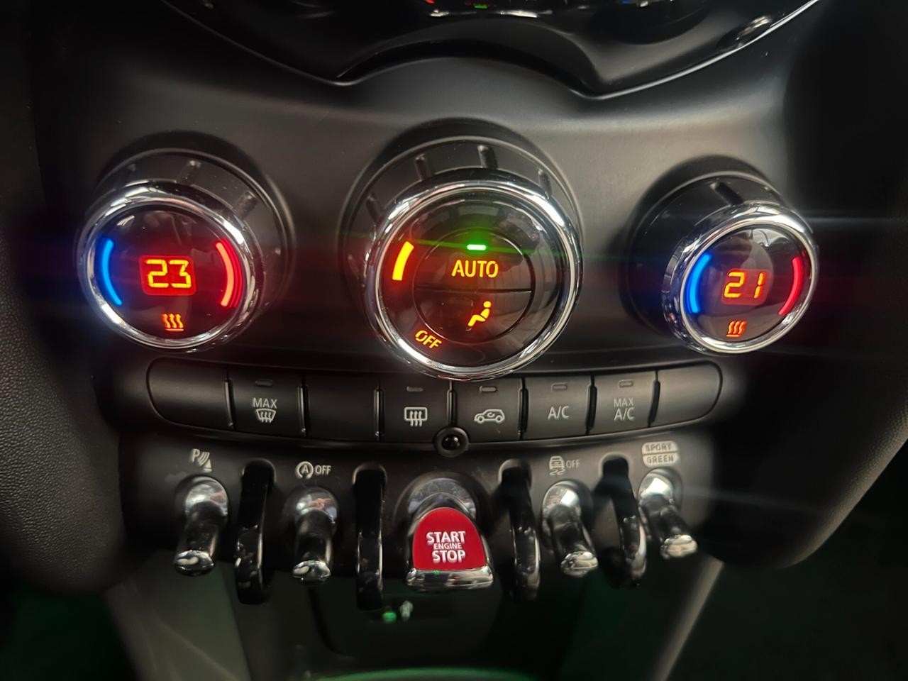 Mini 1.5 Cooper Cabrio AUTOMATICA OK NEOPATENTATI