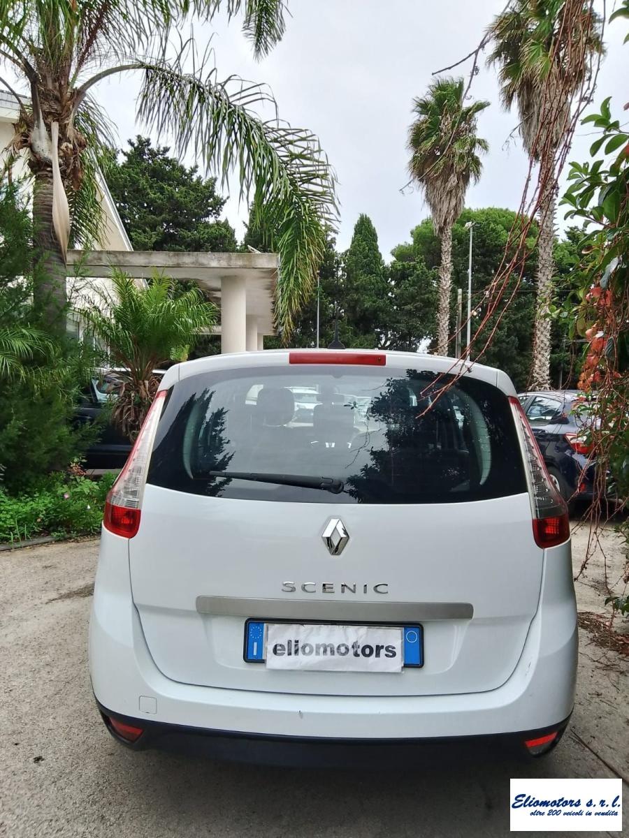 RENAULT - Grand Scénic 7 posti 1.5dci