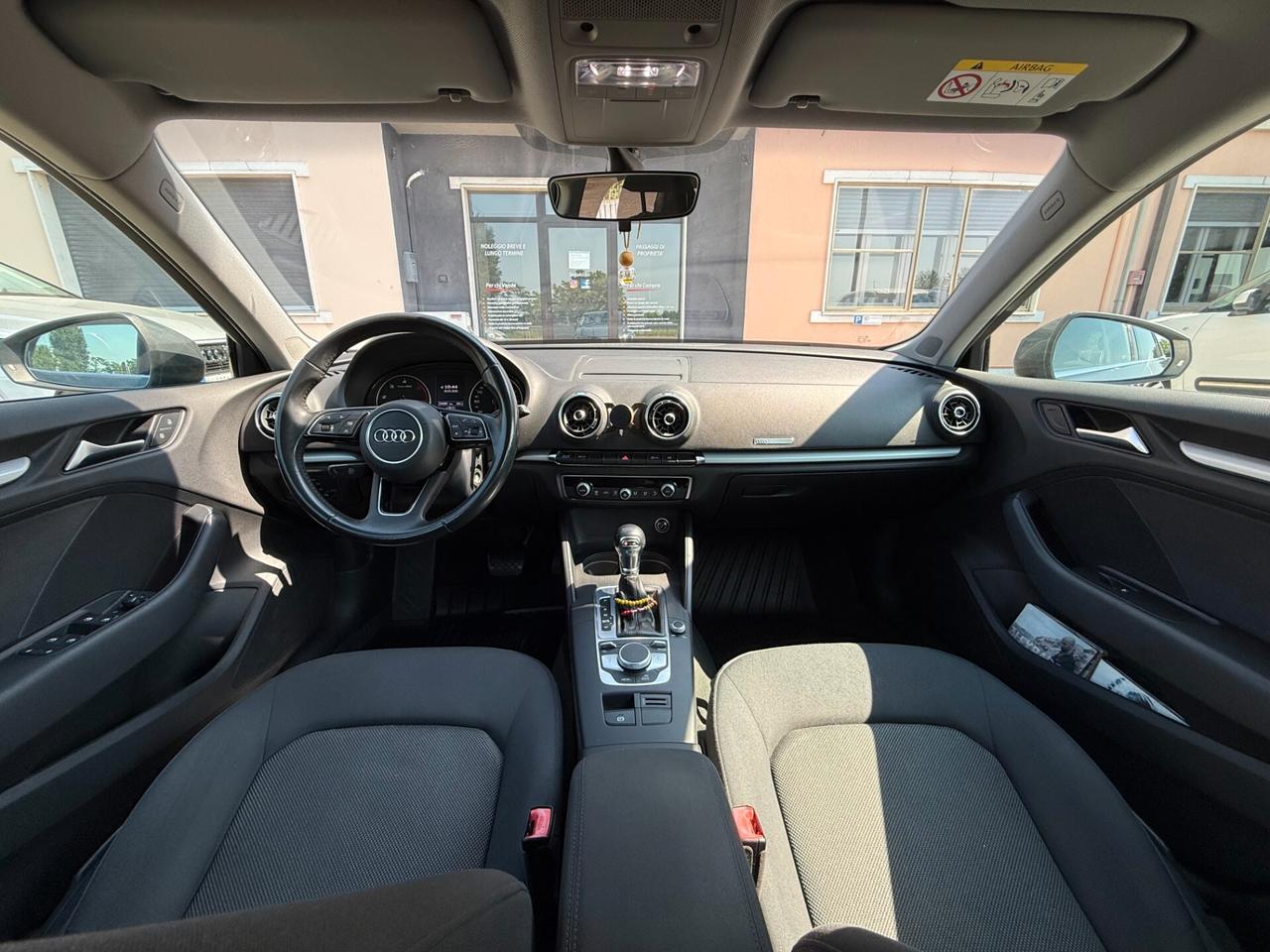 Audi A3 Sedan 1.6 TDI 116 CV Business