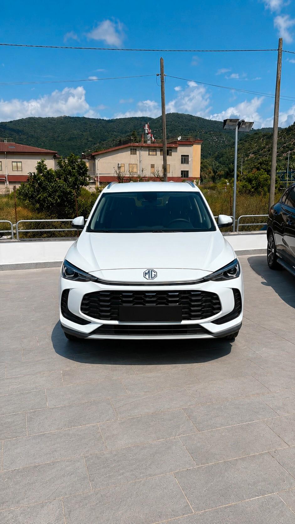 MG ZS 1.5 HYBRID LUXURY *SENZA OBBLIGO DI FINANZIAMENTO*