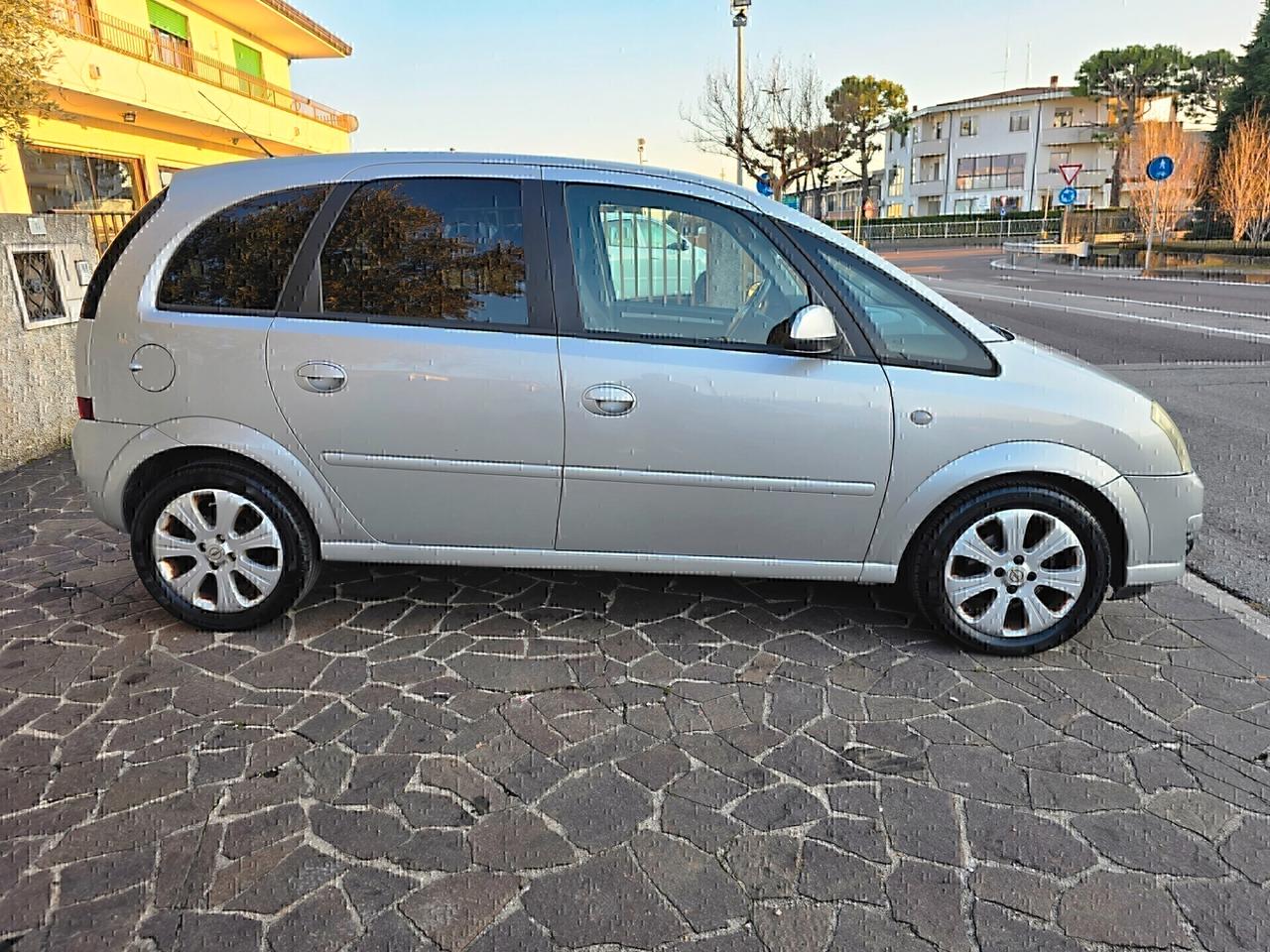 Opel Meriva 1.4 BENZINA UNICO PROPRIETARIO OK PER NEOPATENTATI
