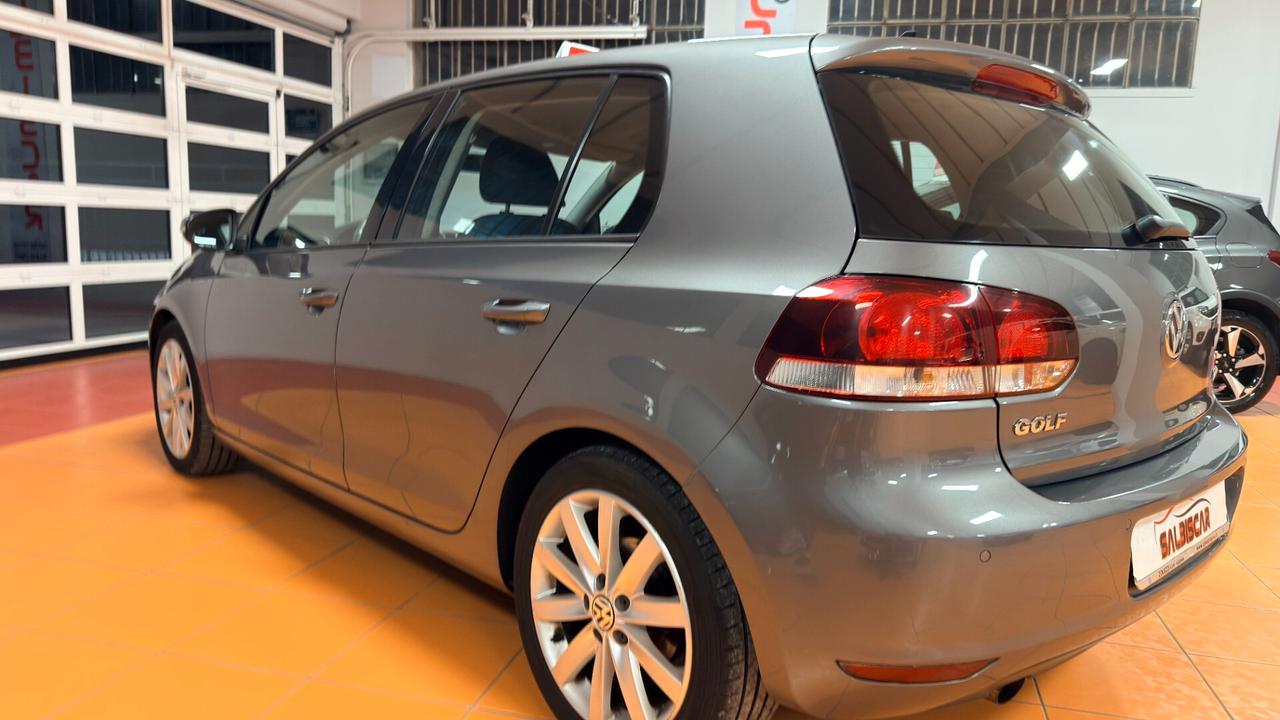 Volkswagen Golf 1.6 TDI 5p. Highline BlueMotion