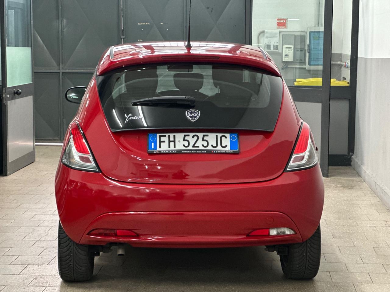 Lancia Ypsilon 1.2 69 CV 5 porte GPL Ecochic Gold