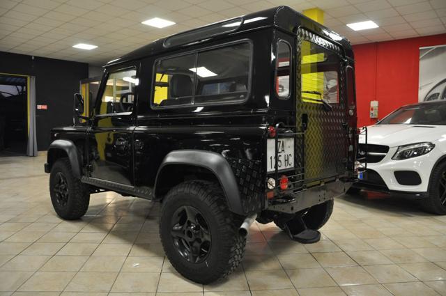 LAND ROVER Defender 90 2.5 300TDI AUTOVETTURA 6 POSTI/PELLE