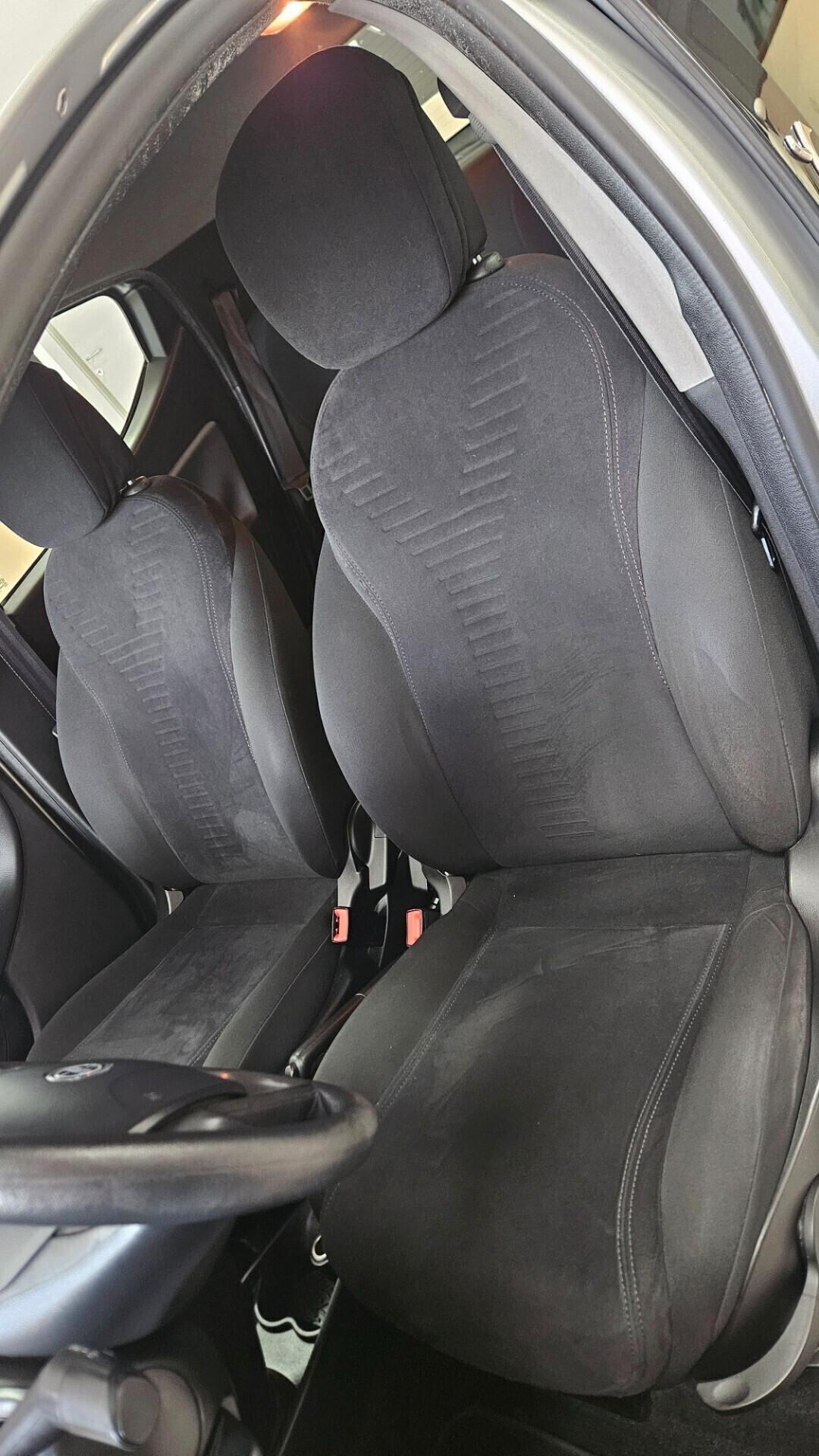 Lancia Ypsilon 1.2 69 CV 5 porte Elefantino