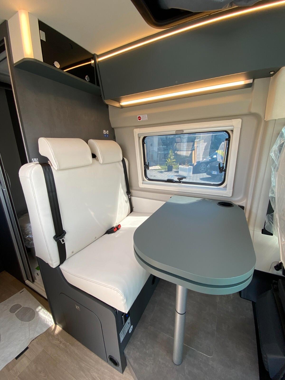 Laika Kosmo Supremo Arancio Sicilia tetto sollevabile