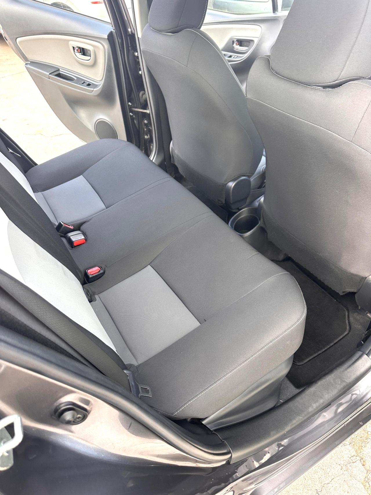 Toyota Yaris 1.5 BENZ/Hybrid 101cv 5p Lounge AUTOMATICA