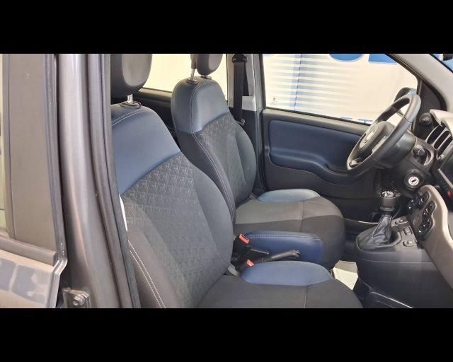 FIAT New Panda 1.0 firefly hybrid City Cross s&s 70cv