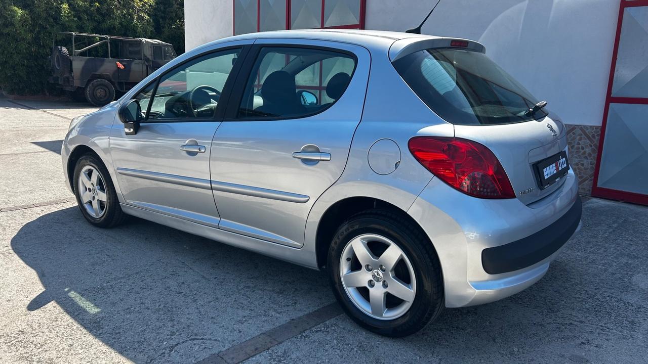 Peugeot 207 1.4 HDi 70cv 93.000km