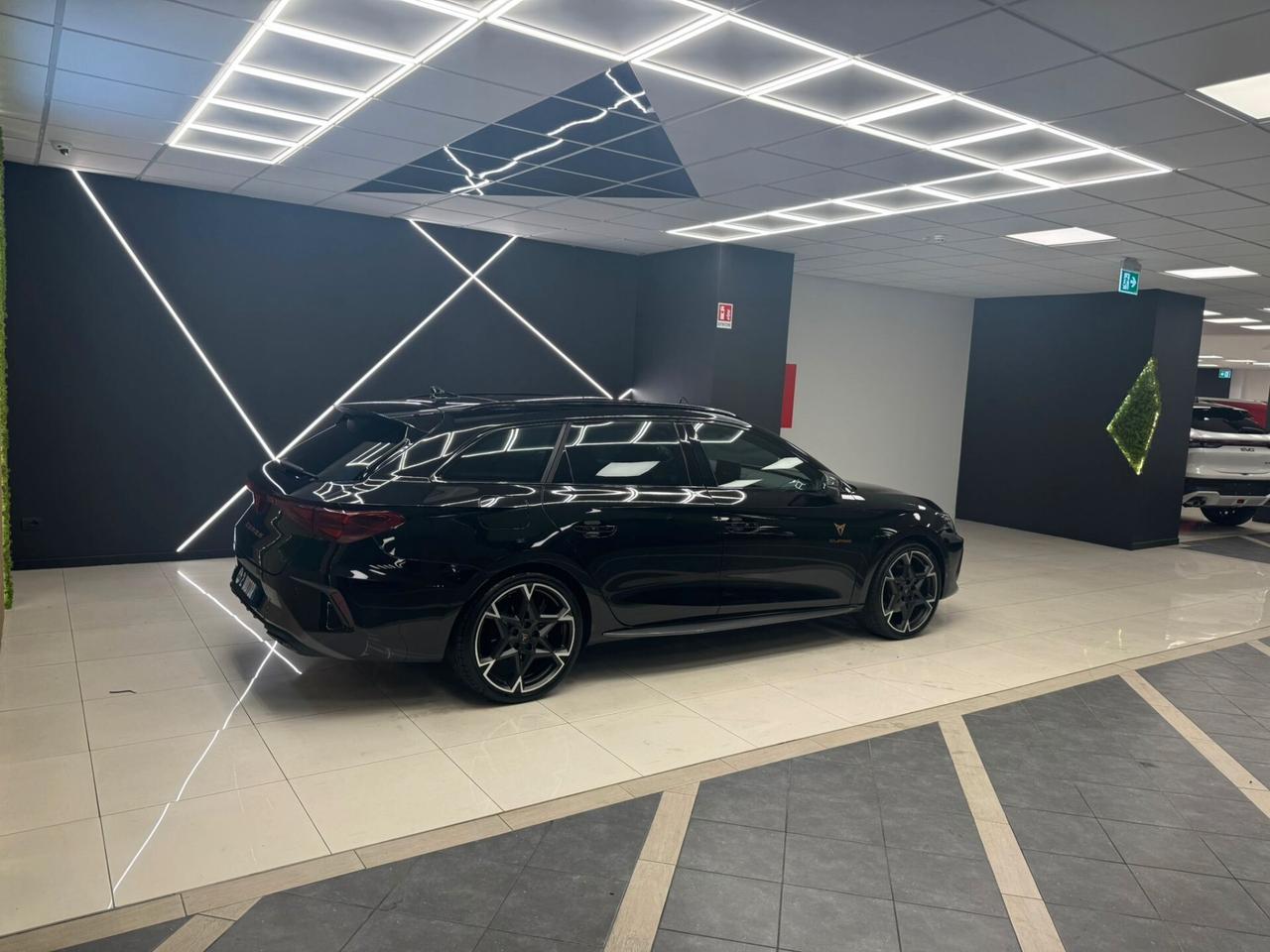 Cupra Leon 1.5 Hybrid 150 CV DSG