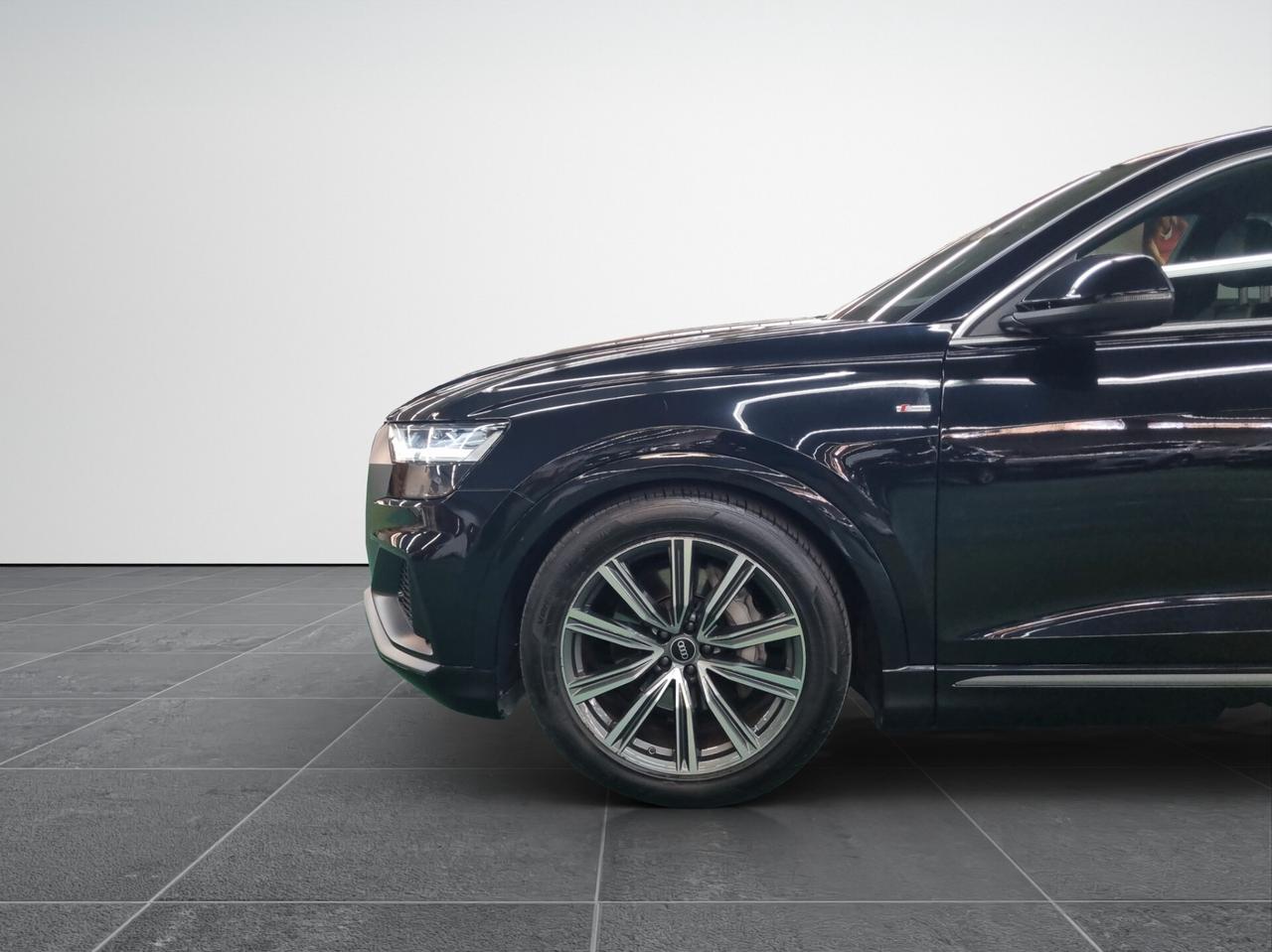 Audi Q8 50 TDI 286 CV quattro tiptronic Sport