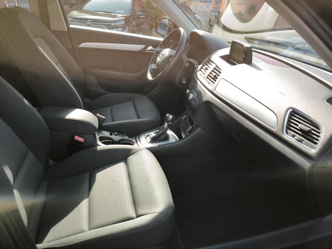 Audi Q3 2.0 TDI 150 CV S tronic Business