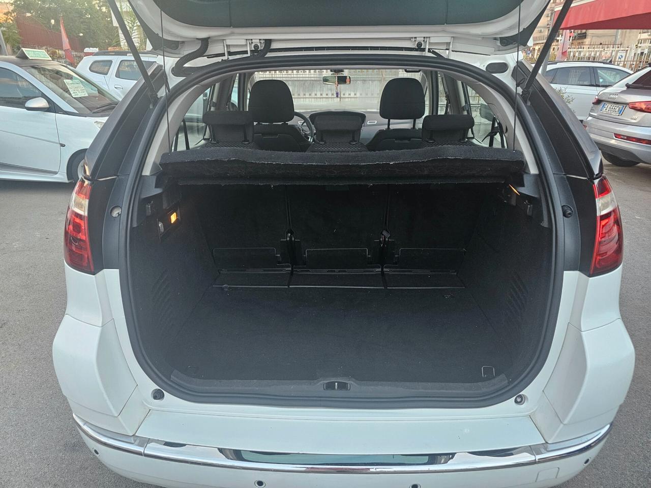 Citroen C4 Picasso 1.6 HDi 112CV..Automatica.2013