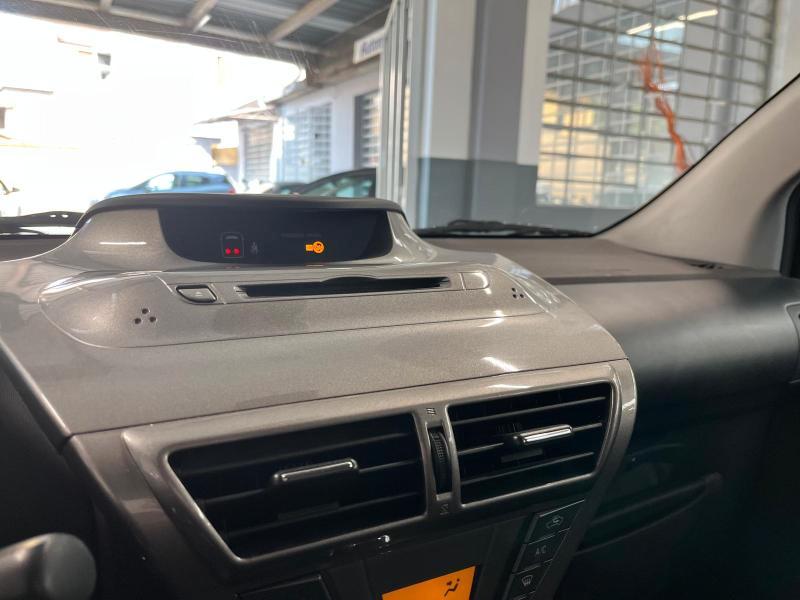 Toyota iQ 1.0 multidrive F.O.