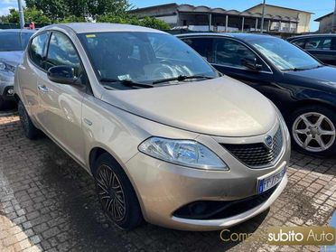 LANCIA Ypsilon 1.2 69 CV (Garanzia 12 Mesi) Neopatentati ?