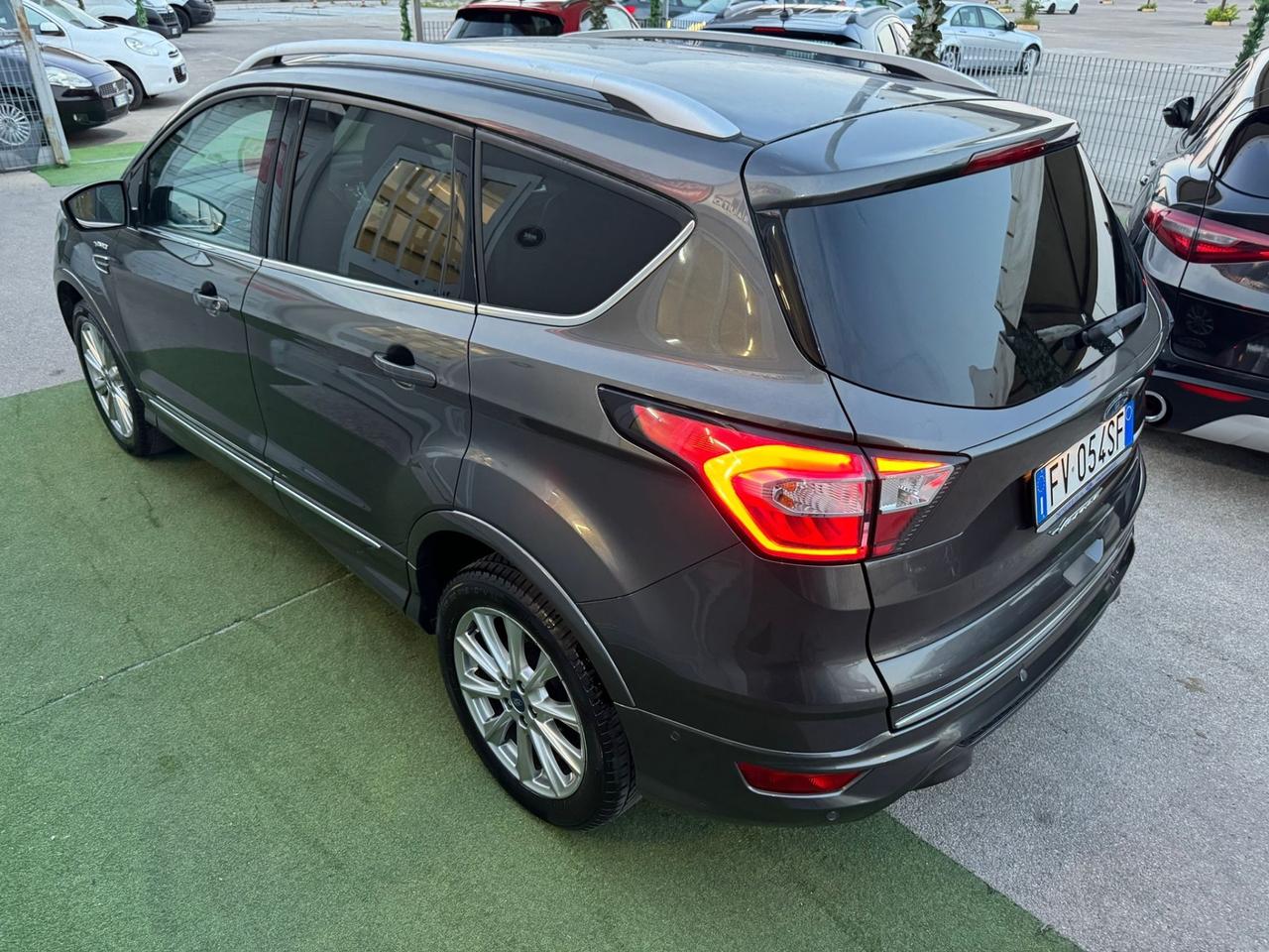 Ford Kuga 2.0 TDCI 150 CV S&S 4WD Powershift Vignale