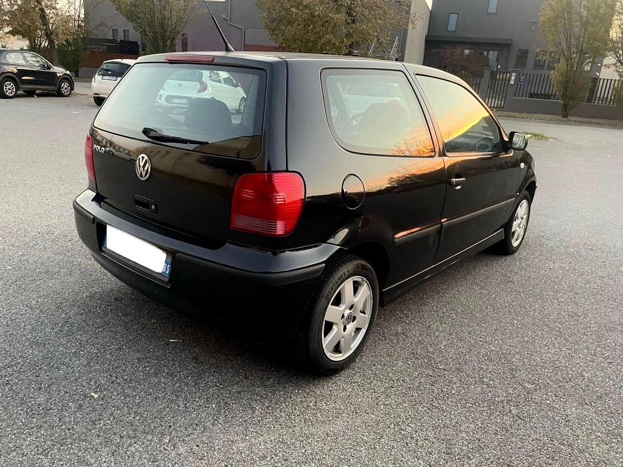 Volkswagen Polo 1.4 cat 3 porte Comfortline per Neopatentati