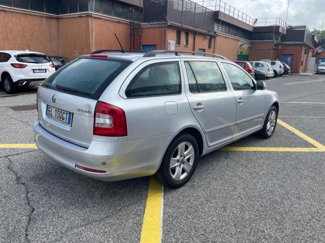 SKODA - Octavia Station Wagon - 1.6 TDI CR F.AP. Wagon Elegance