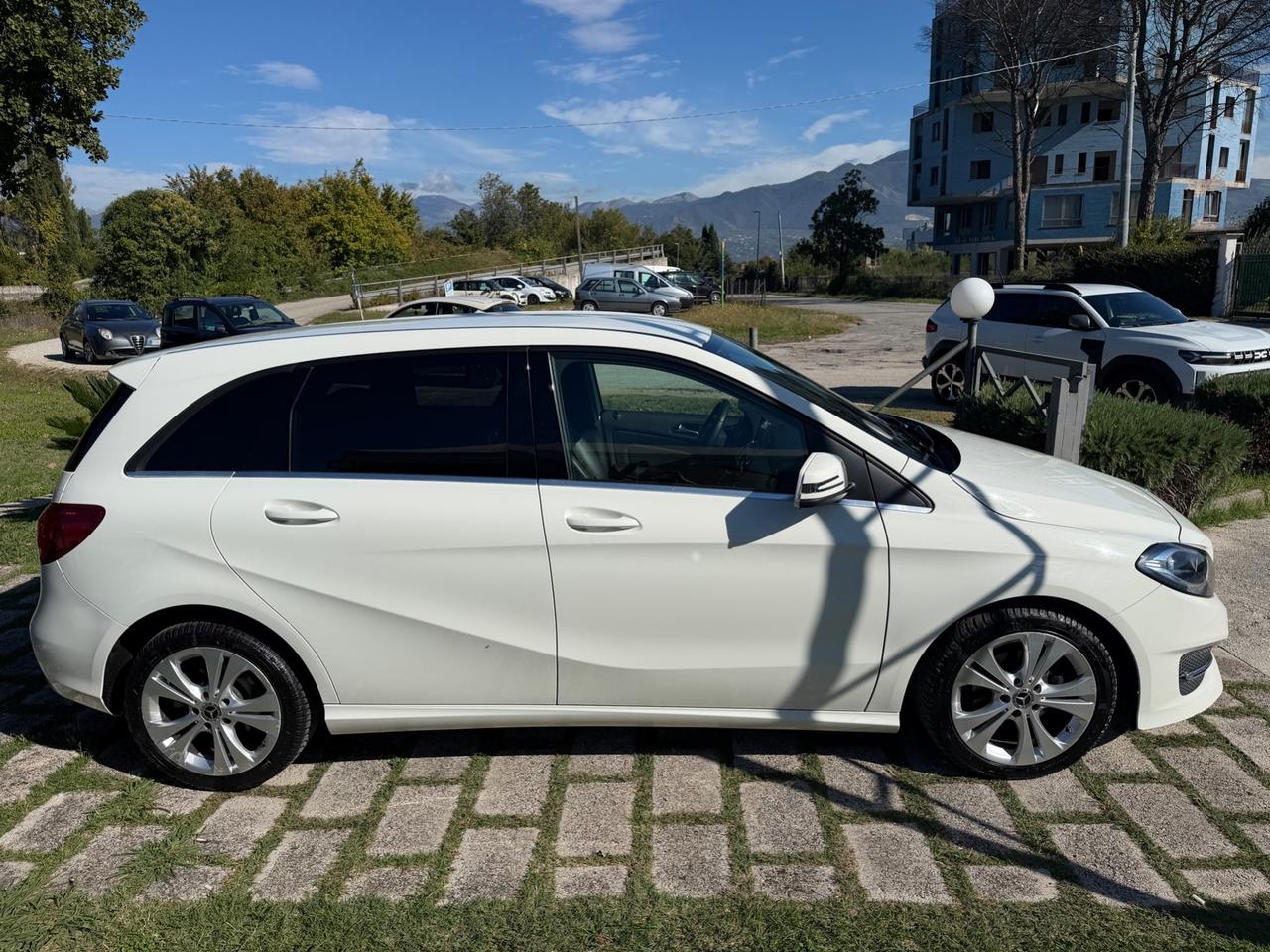 Mercedes B180 CDI SPORT-2017"PERFETTA"