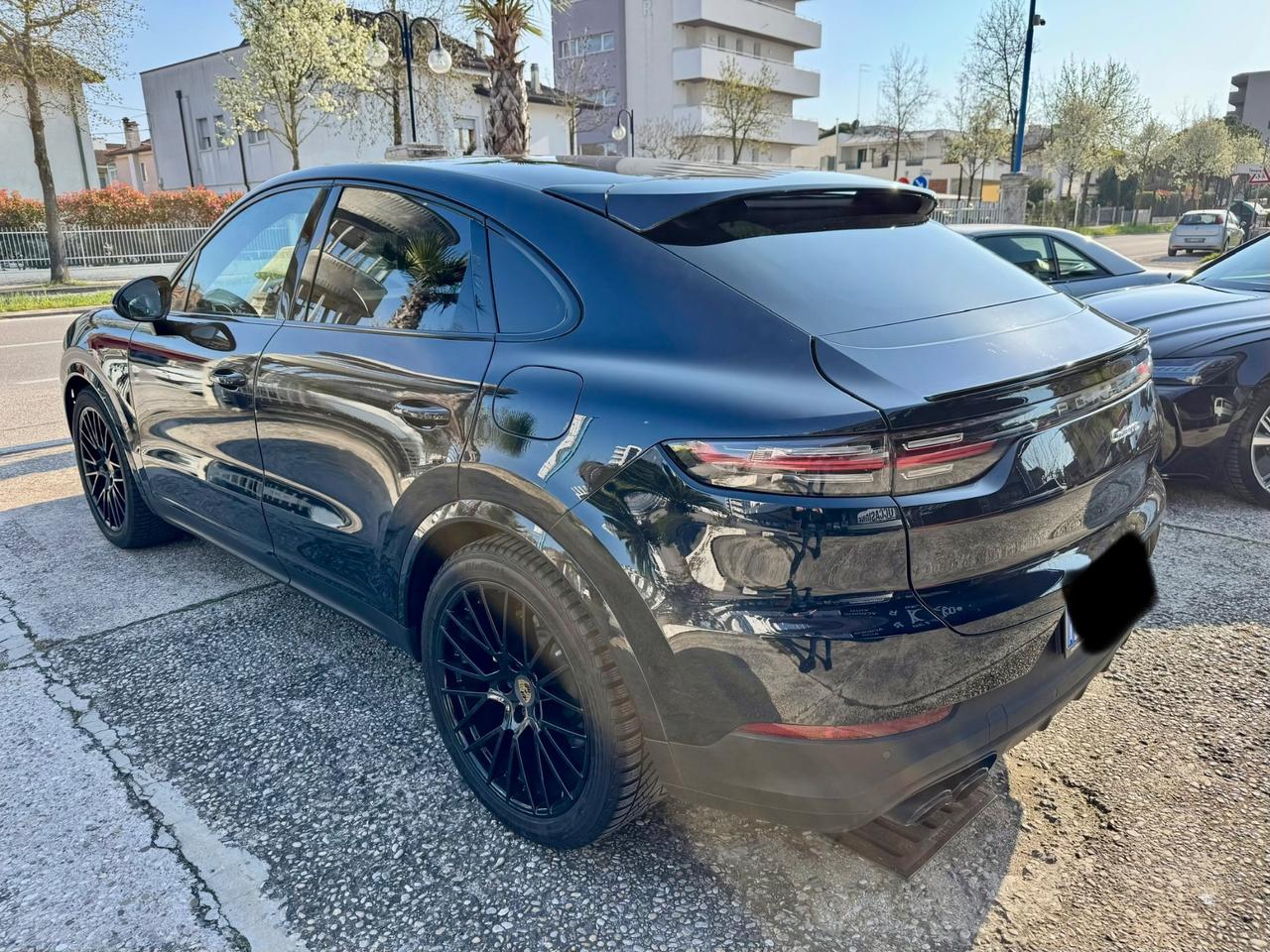 PORSCHE CAYENNE COUPE 3.0 462cv E-HYBRID FULL (PERMUTO)