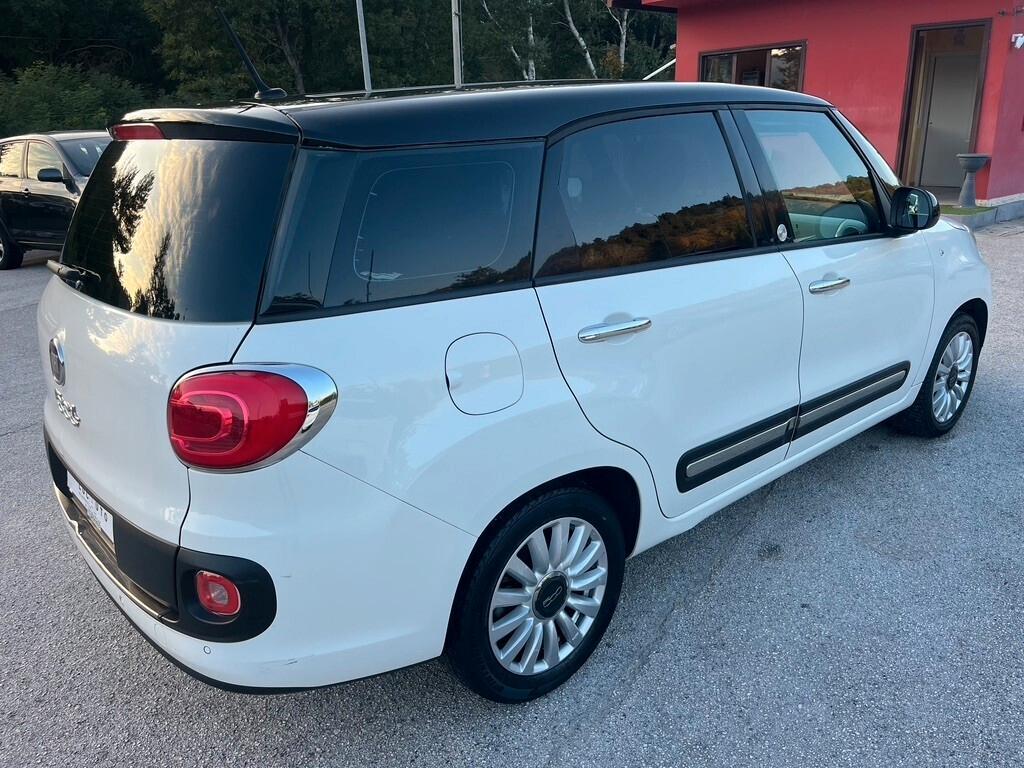 Fiat 500L Living 1.6 Multijet 120 CV tetto nero