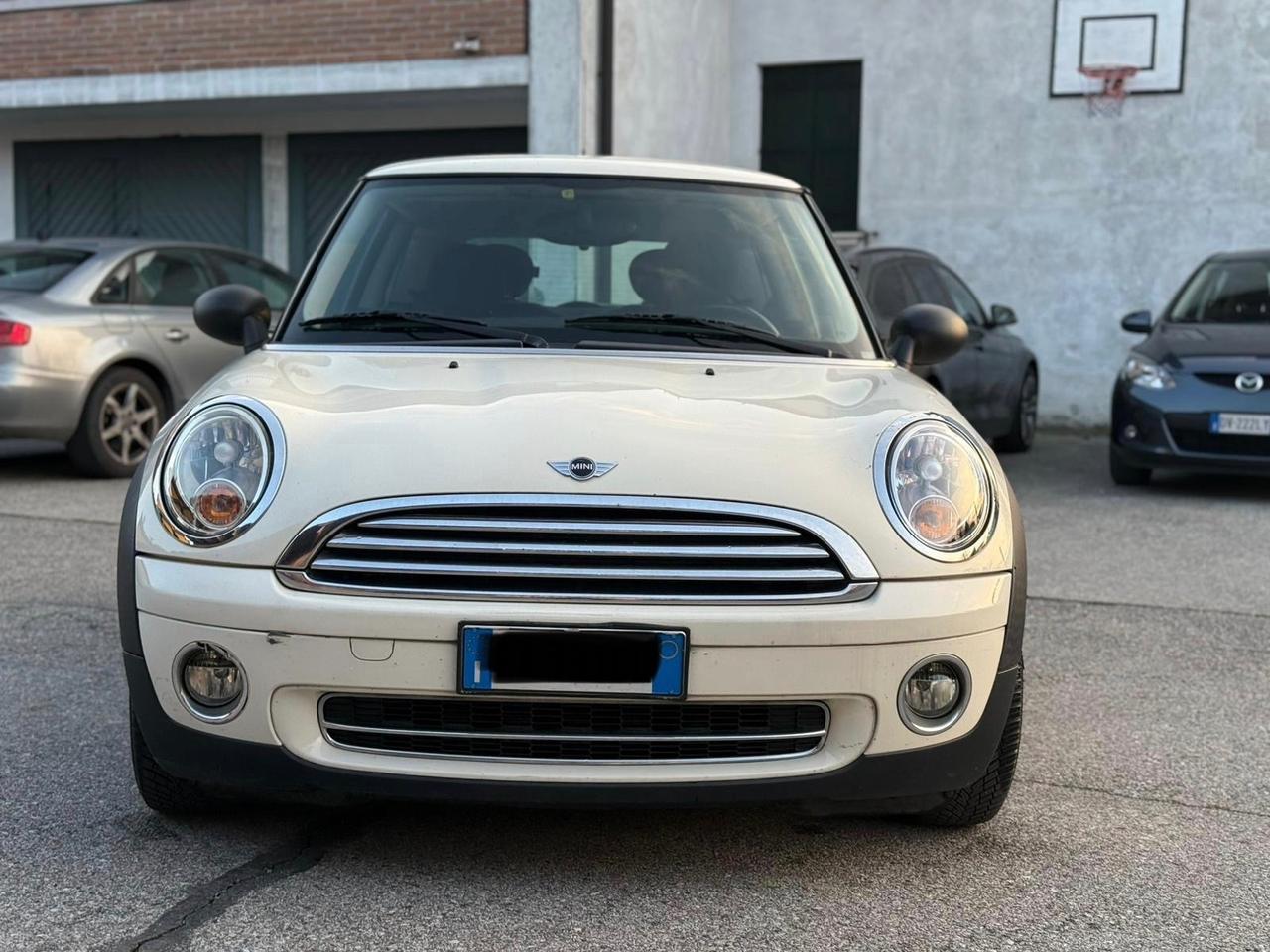 Mini 1.4 16V One (55kW)