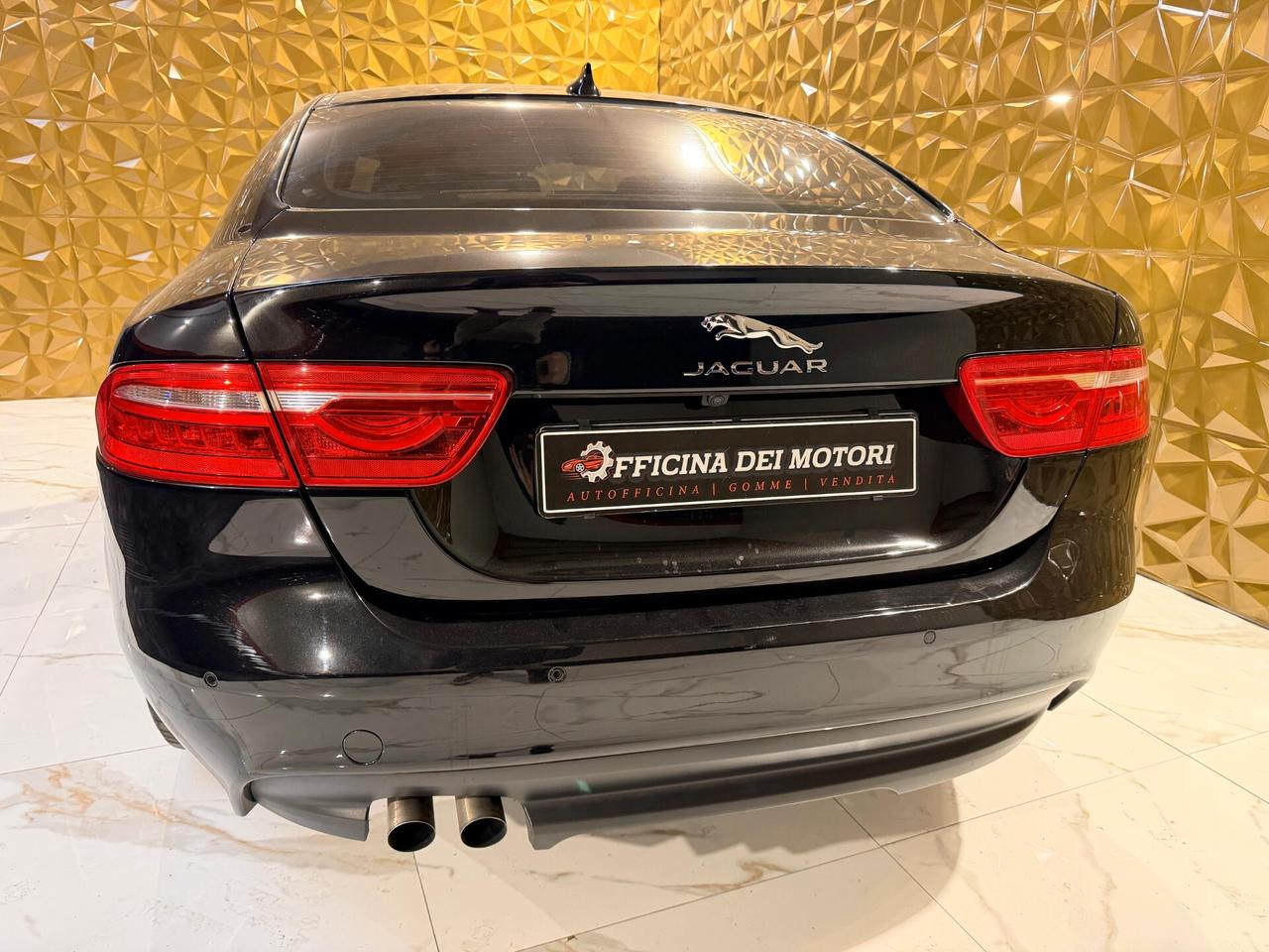 Jaguar XE 2.0 D Turbo 180CV Prestige