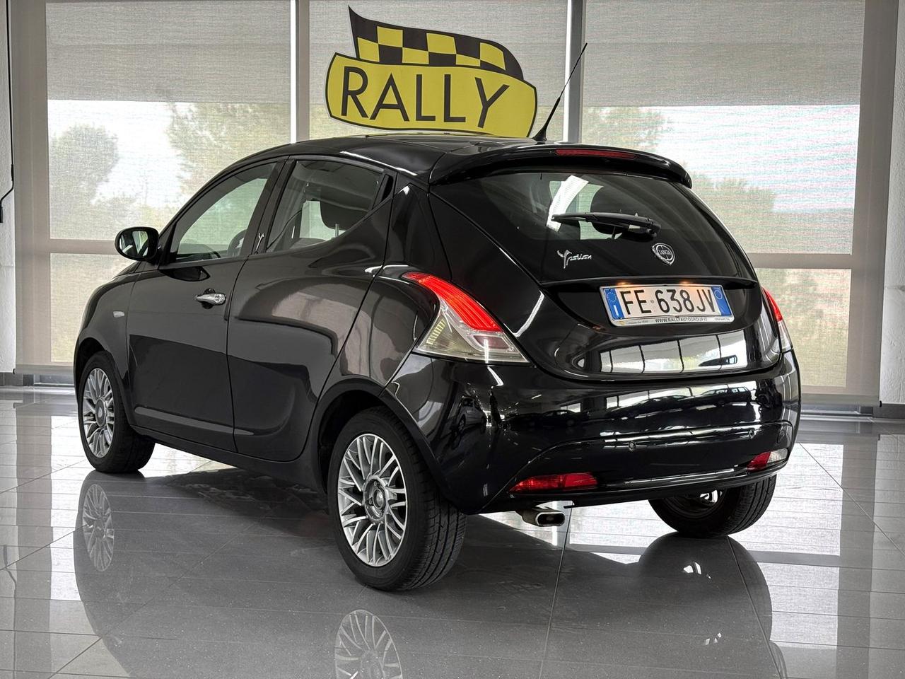 Lancia Ypsilon Platinum 1.2 LPG #7781