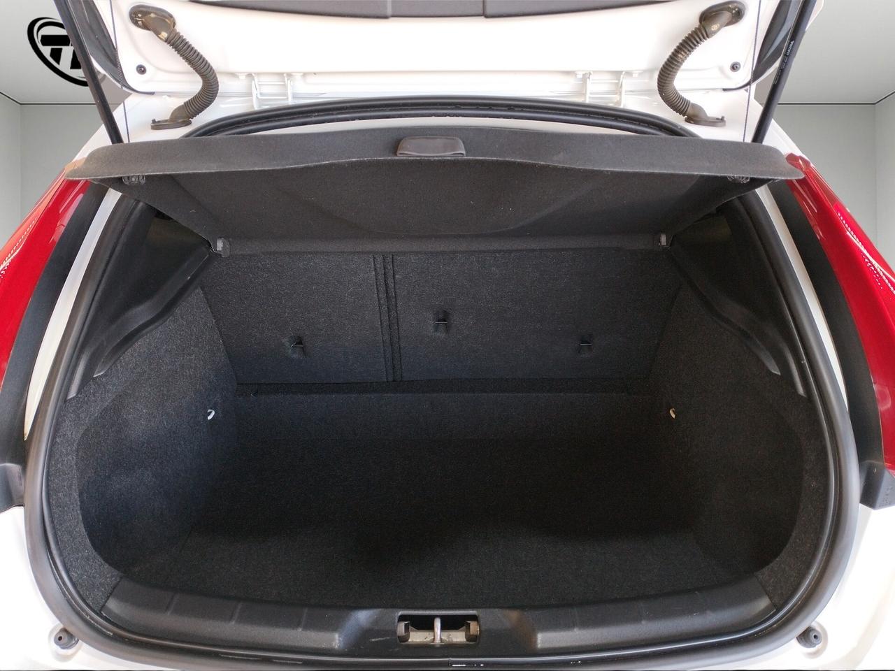 Volvo V40 1.5 t2 R-design geartronic my19