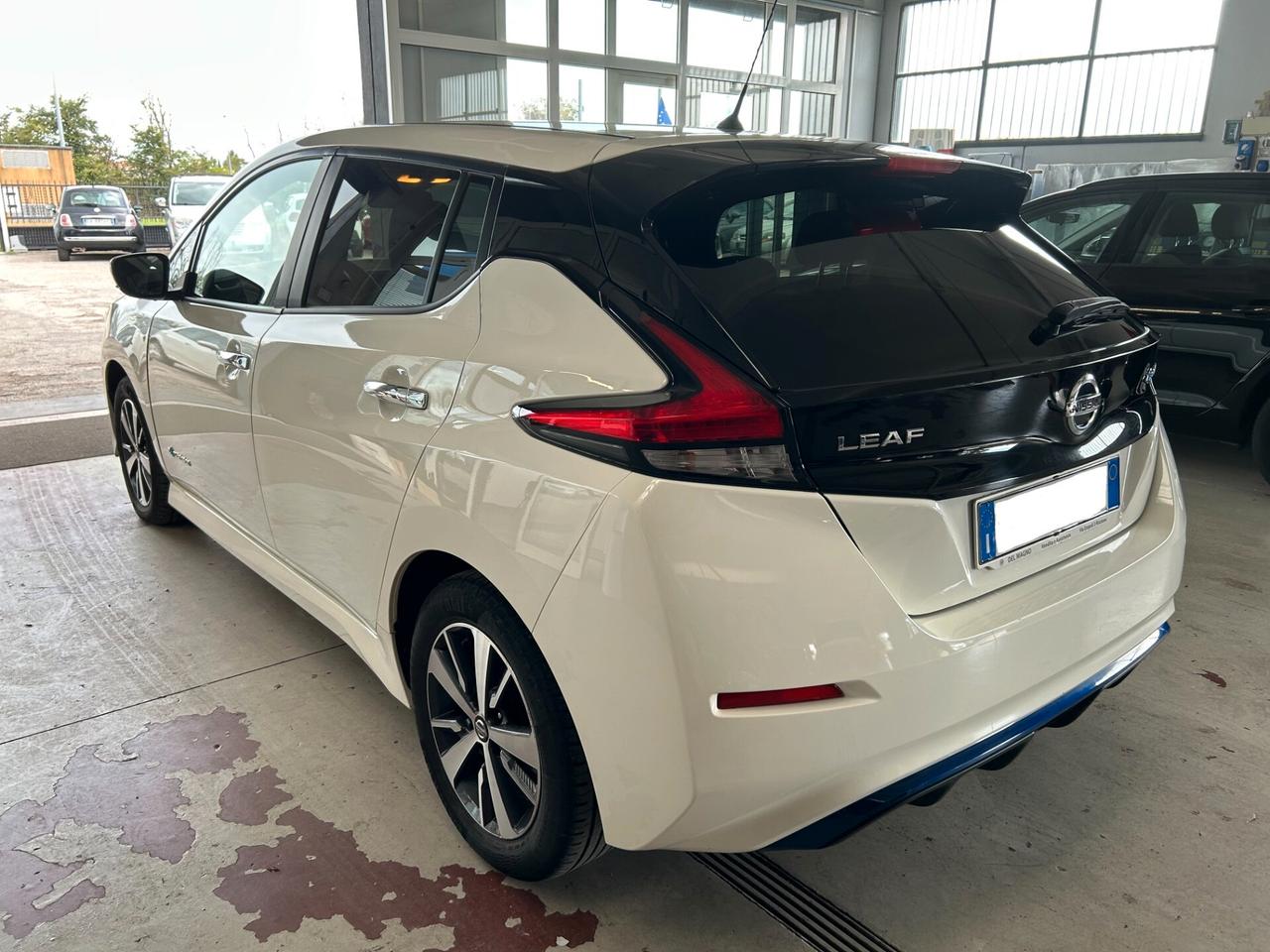 Nissan Leaf 2° serie Visia Plus