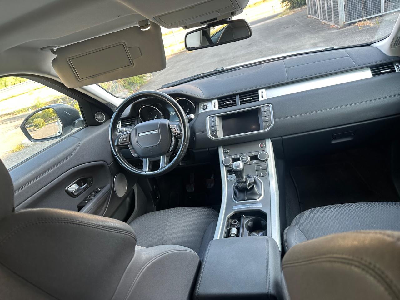 Land Rover Range Evoque 2.0 TD4 150 CV 5p. Pure