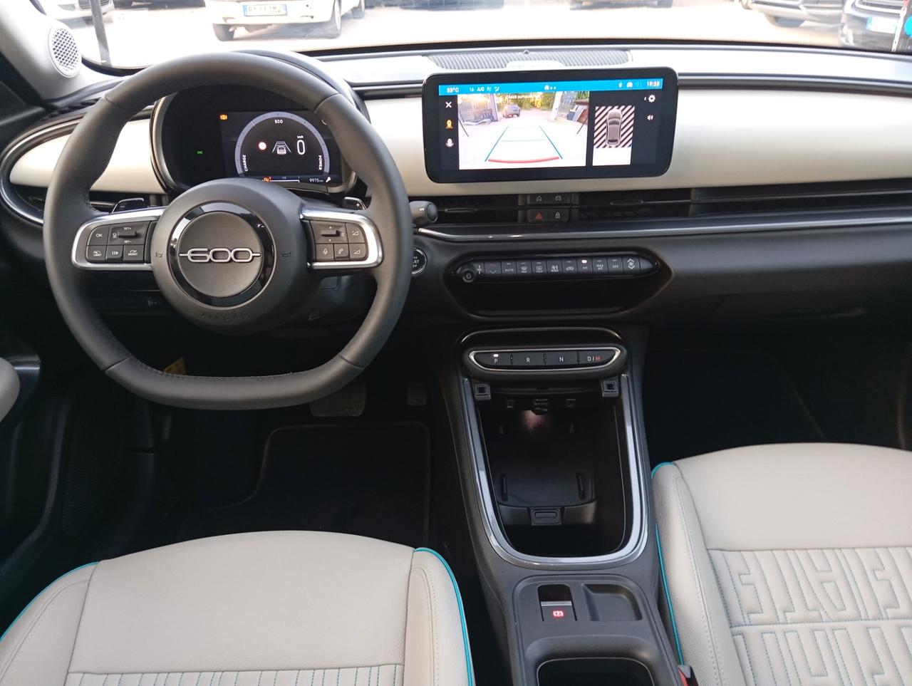Fiat 600 Hybrid 110 CV DCT MHEV La Prima
