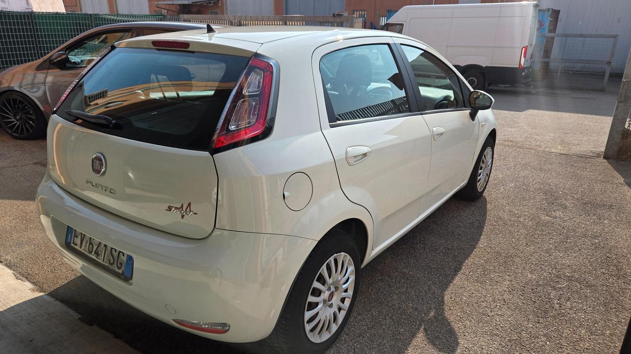 Fiat Punto 1.4 S&S 8V 5 porte Lounge