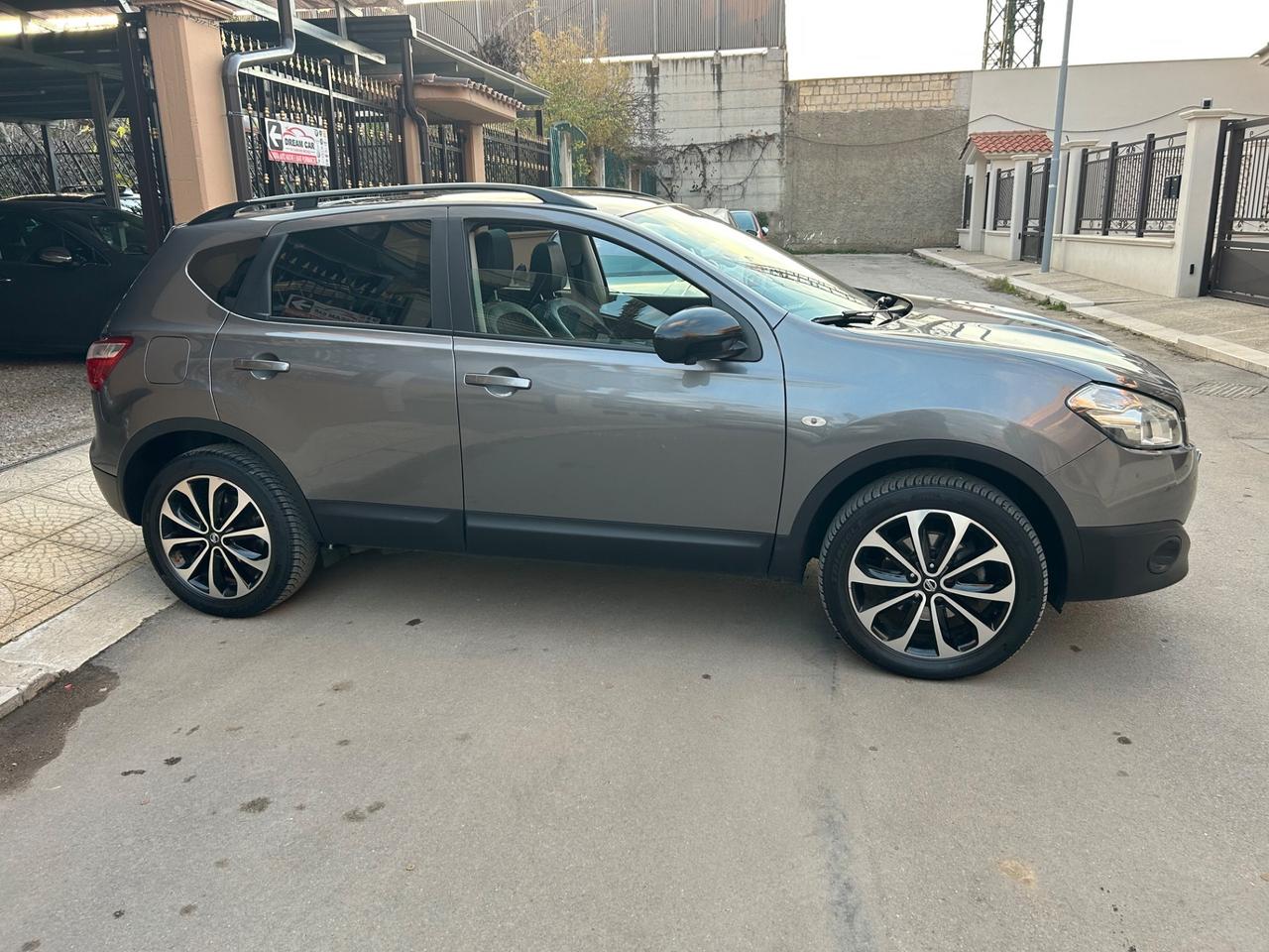 Nissan Qashqai 1.5 dCi DPF Tekna 360 TETTO NAVI