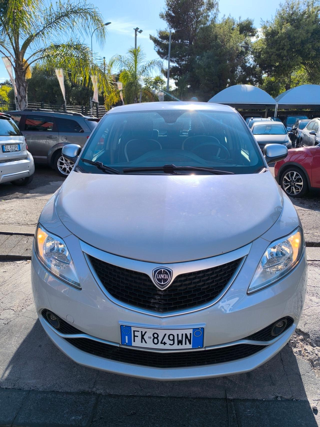 Lancia Ypsilon 1.3 MJT 16V 95 CV 5 porte S&S Gold
