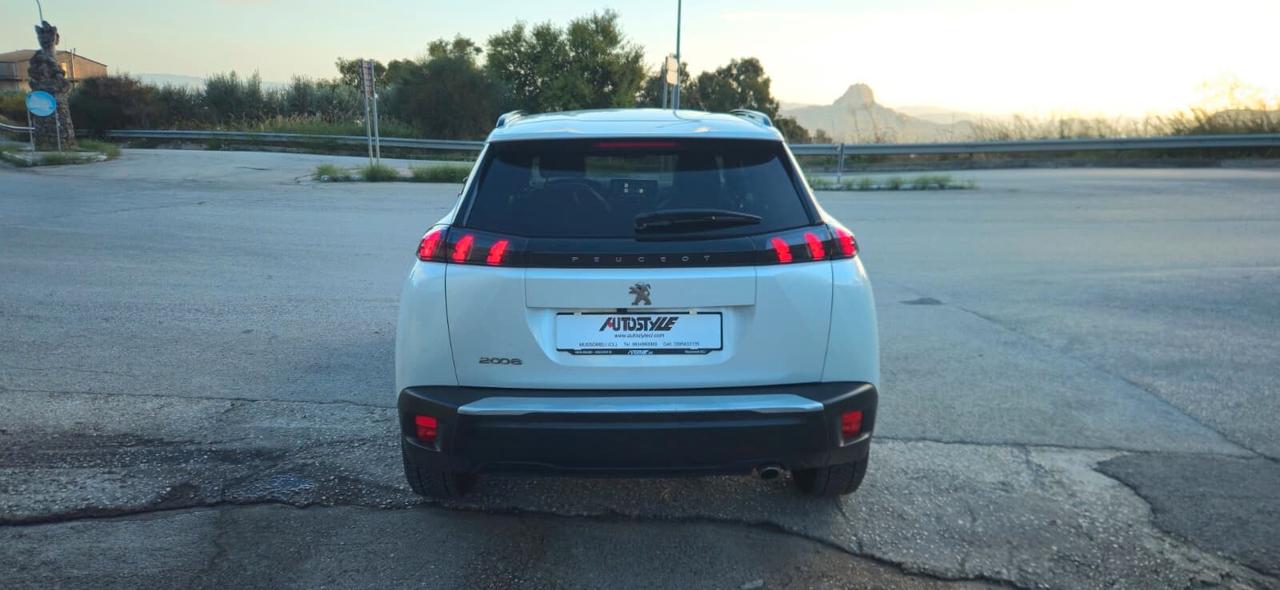 Peugeot 2008 Diesel 130cv EAT8 Allure Pack