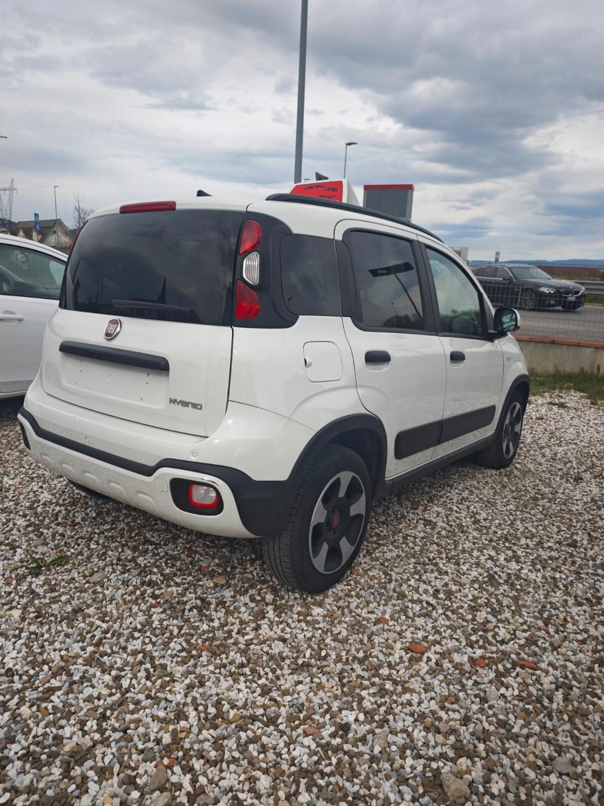 Fiat Panda 1.0 FireFly S&S Hybrid City Cross