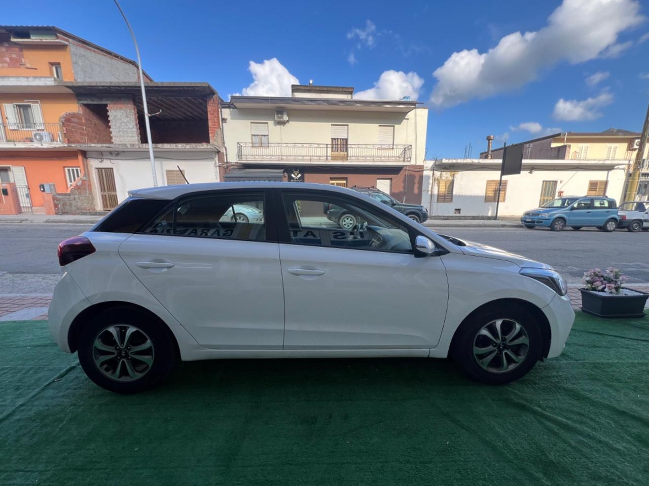 Hyundai i20 1.2 5 porte Connectline