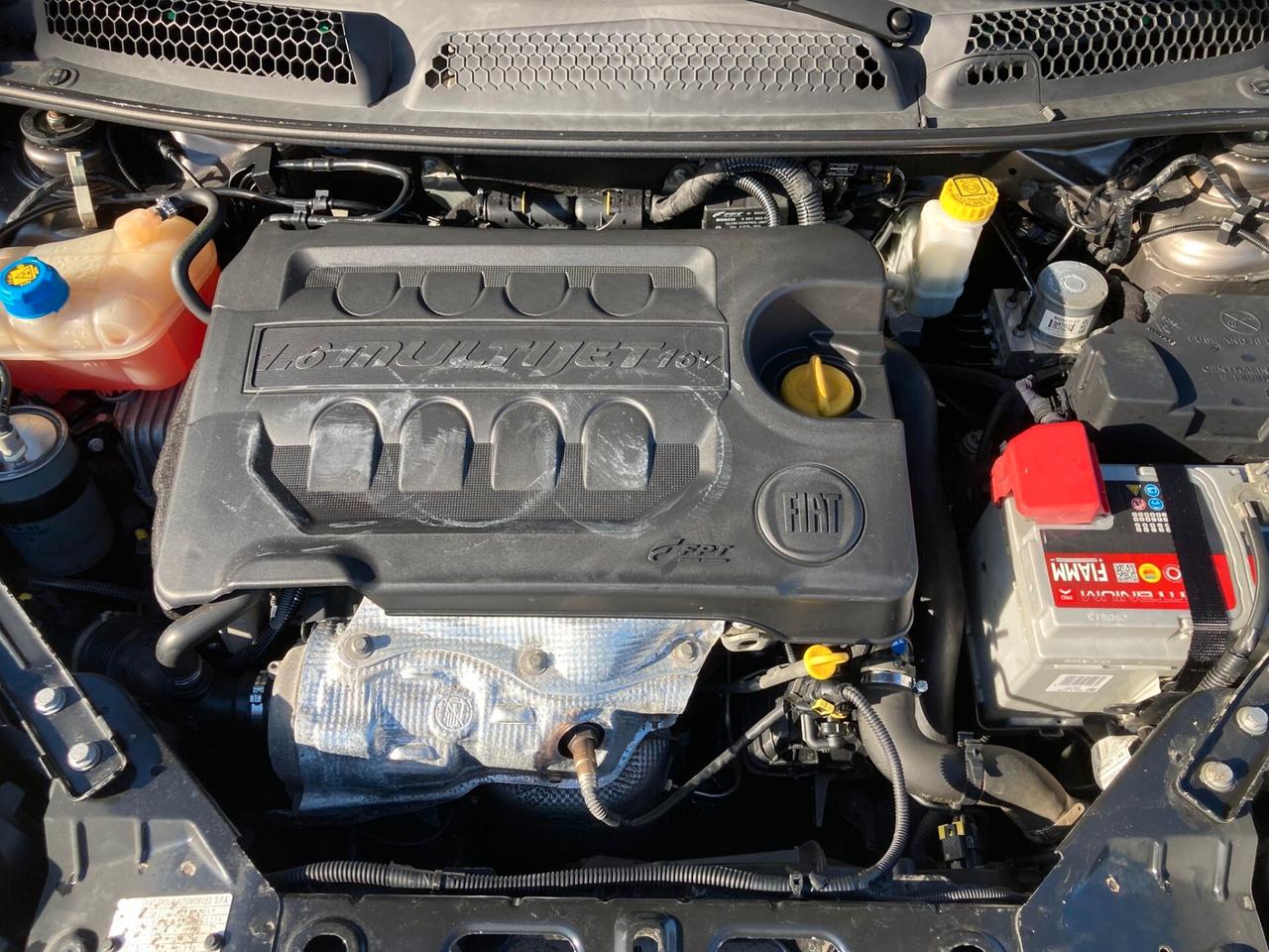 Fiat Bravo 1.6 MJT - IDEALE X NEOPATENTATI - 2011