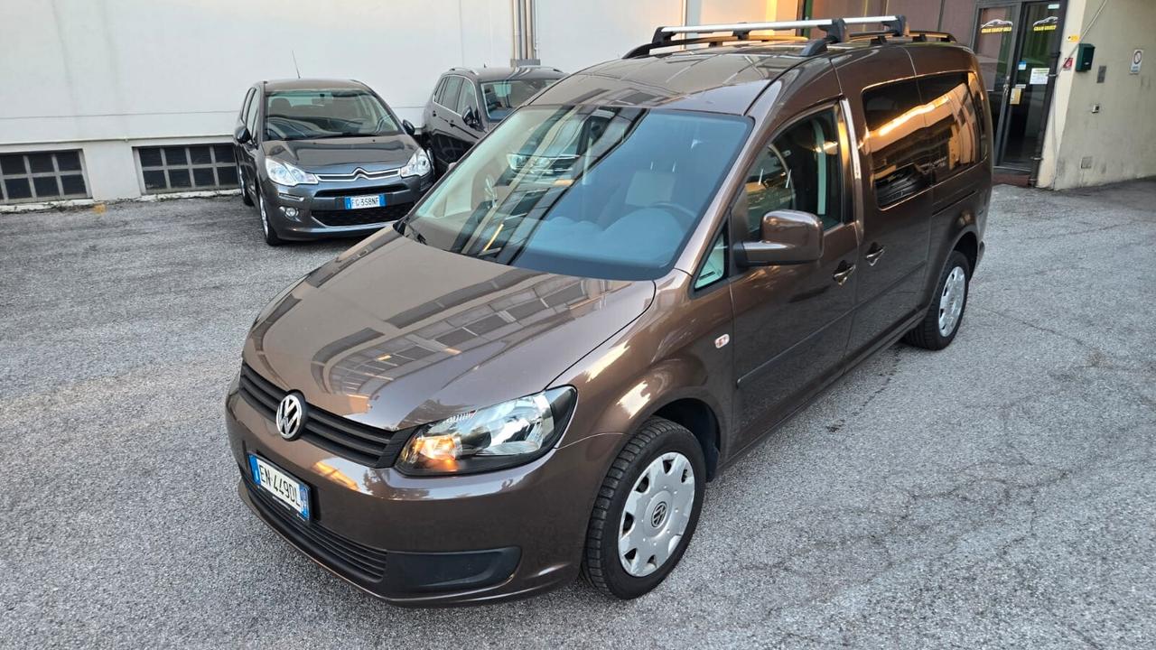 Volkswagen Caddy 7Posti Highline Maxi Neopatentati