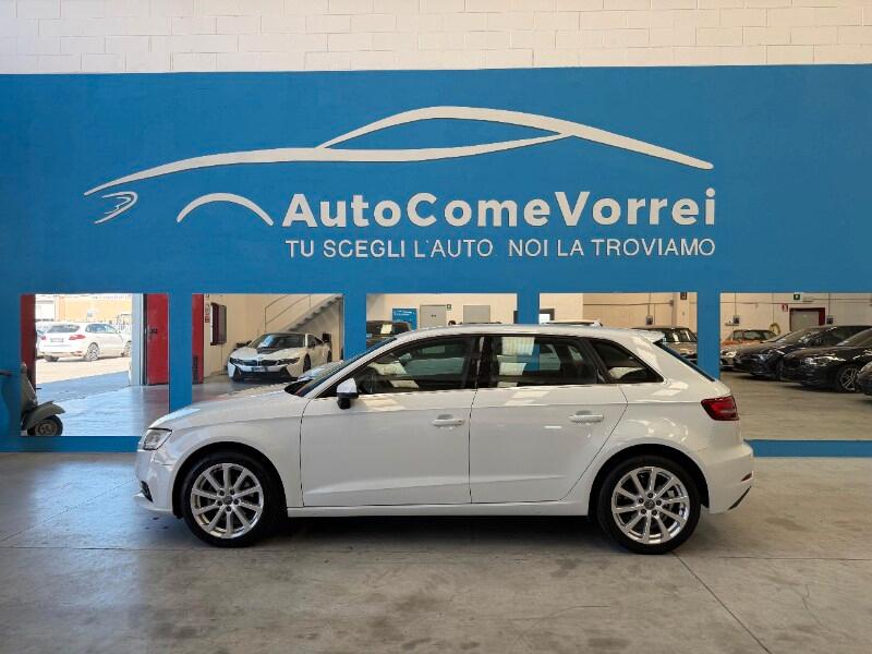 AUDI A3 3ª serie A3 SPB 1.6 TDI 116 CV S troni...
