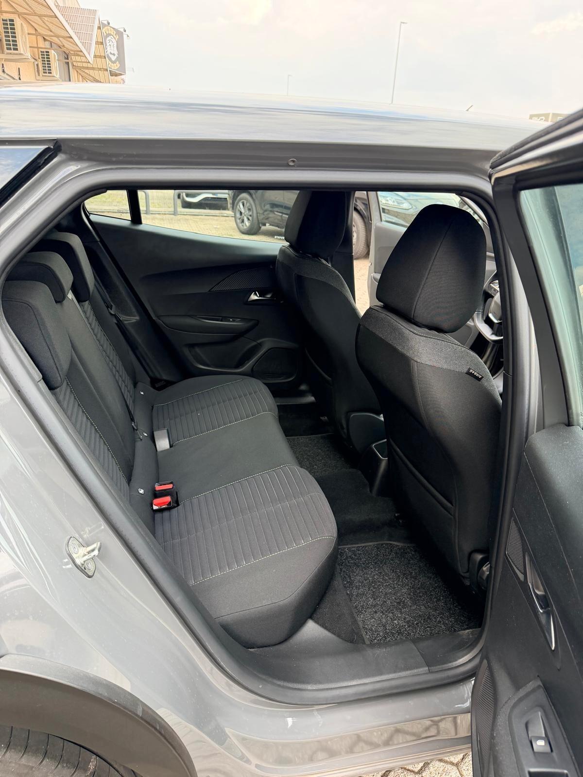 Peugeot 2008 PureTech 100 S&S Allure