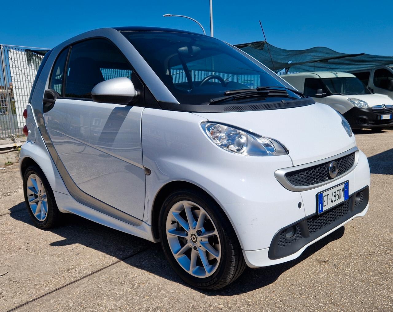 Smart ForTwo 1000 52 kW coupé passion