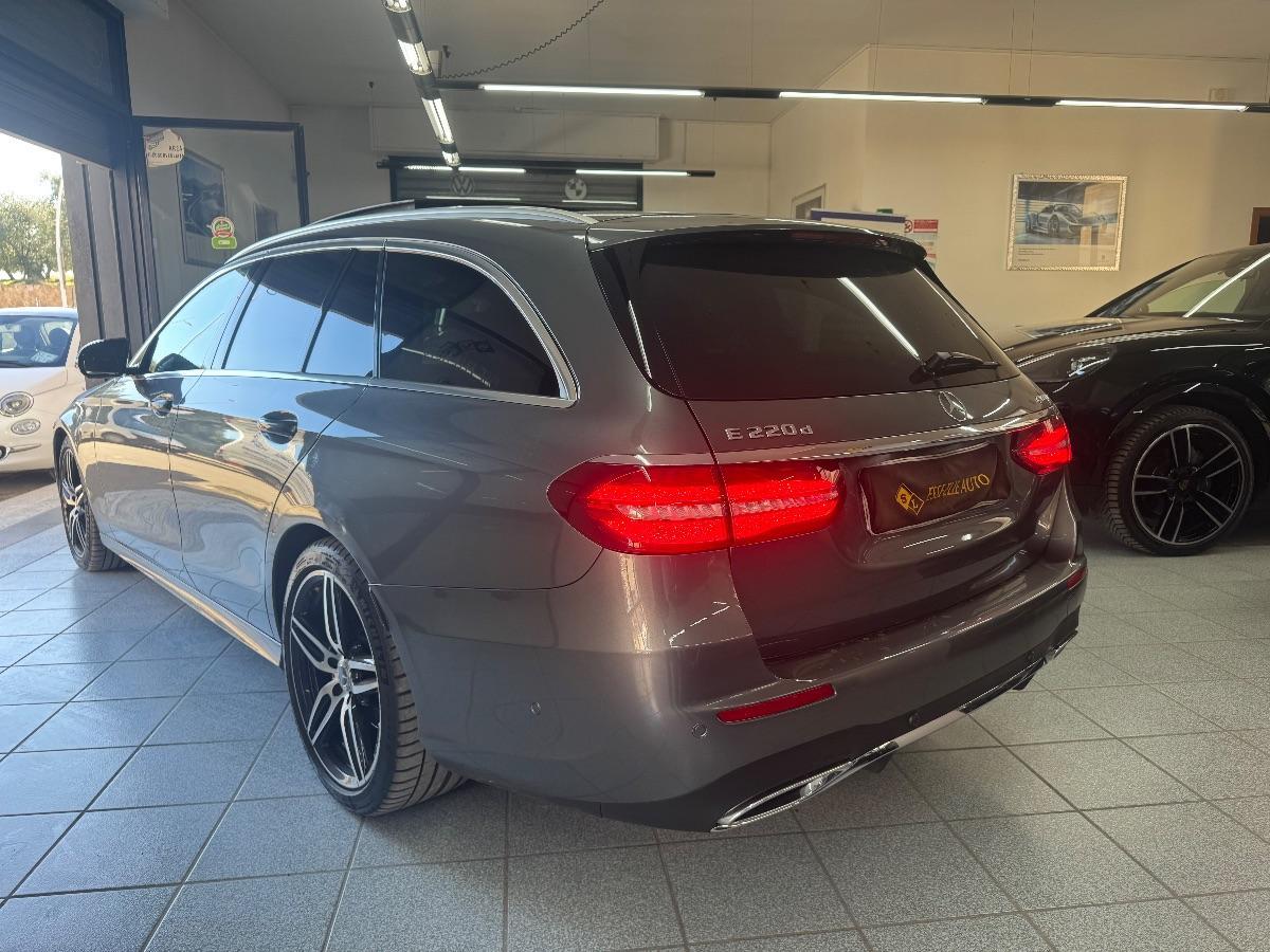 MERCEDES E 220d S.W. Auto Premium plus TETTO/ LUCI/ LED