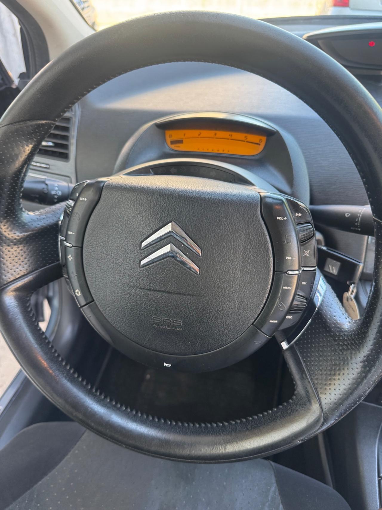 Citroen C4 1.6 HDi 110CV FAP Exclusive