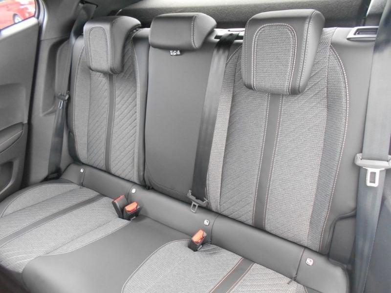 Peugeot 2008 100 Allure Fin 9Perfet Sc 35%