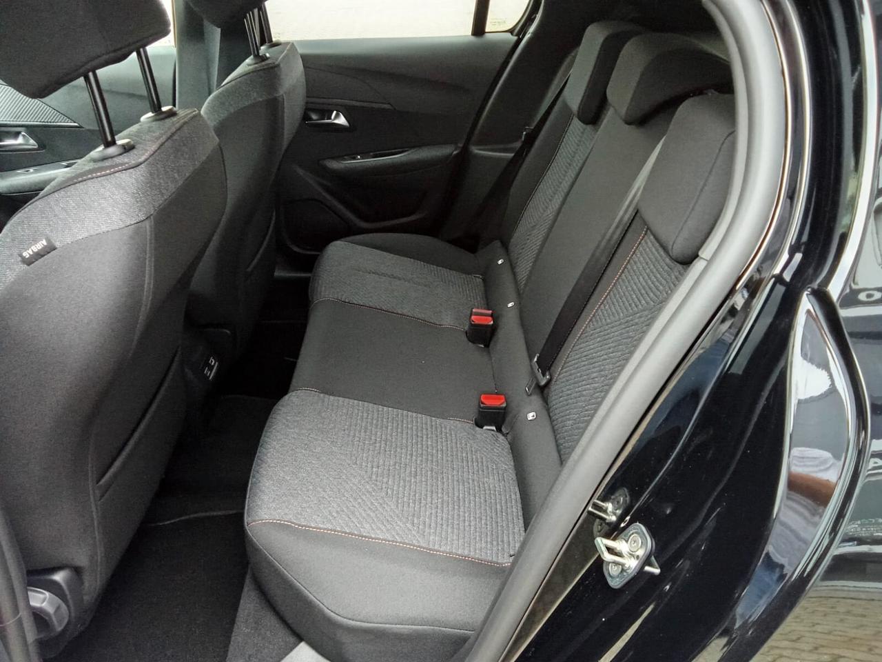 Peugeot 208 Hybrid 110 e-DCS6 Business