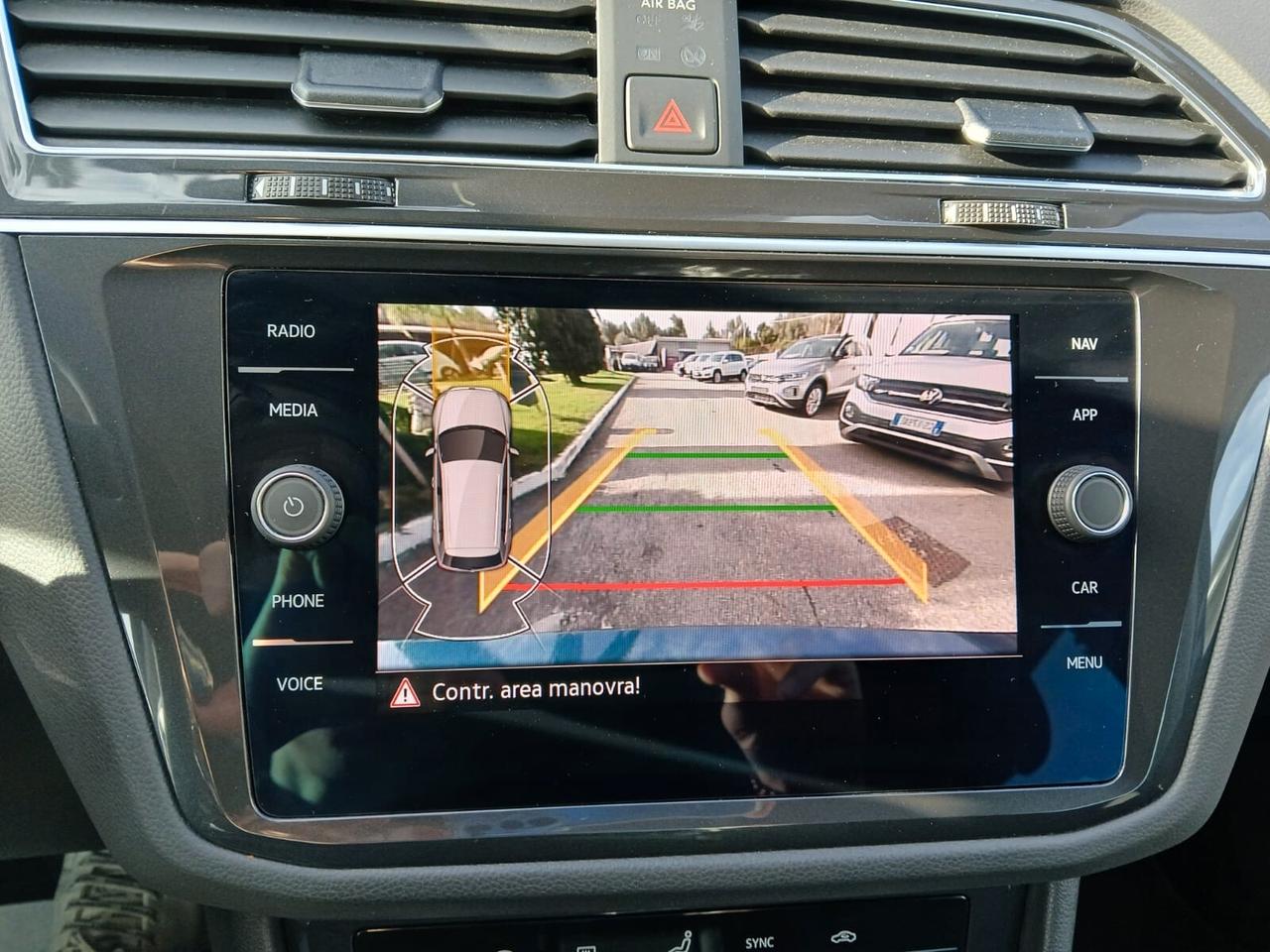 Volkswagen Tiguan 2.0 TDI 150 CV SCR DSG Elegance-AZIENDALE